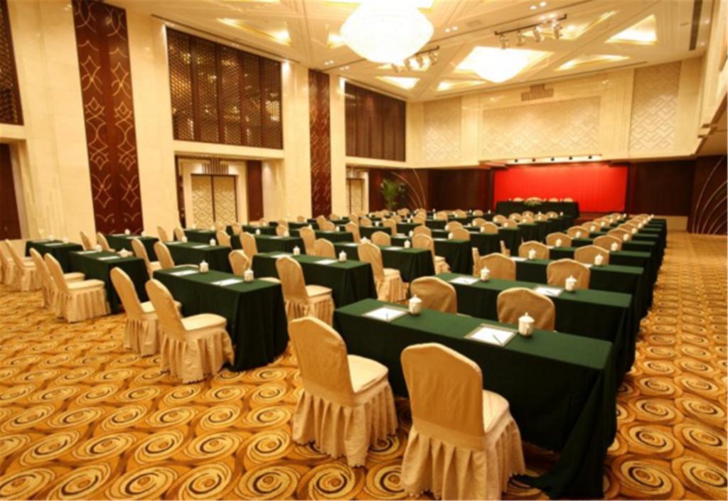Yingyuan Hotel 4*